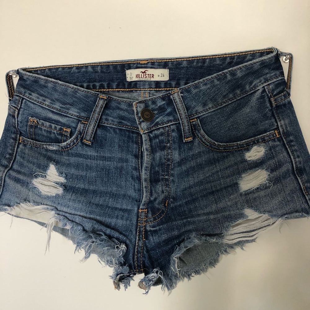 Hollister medium wash denim short (24)